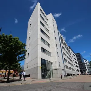 Apartment 1 Bedroom Centre - Sleeps 4 Free Parking, Newcastle upon Tyne