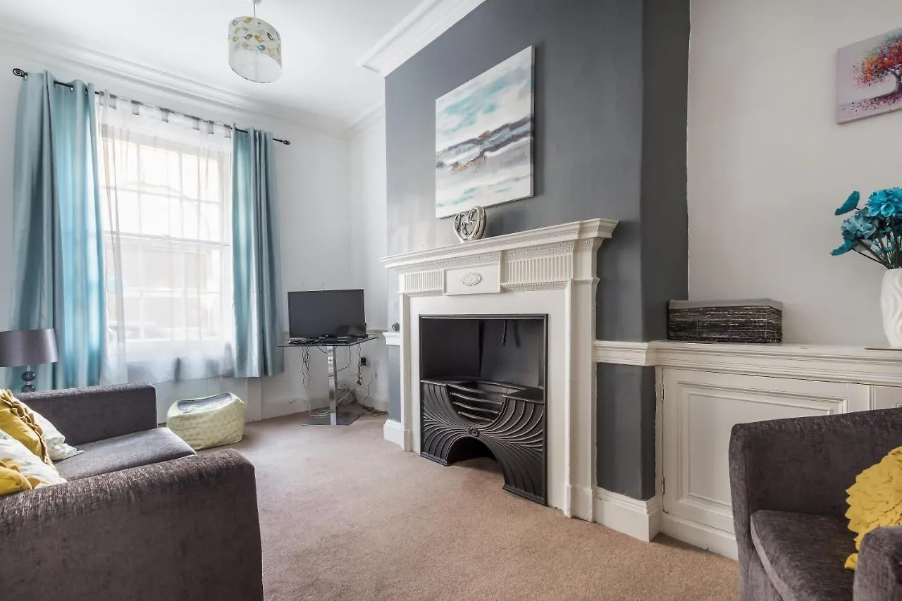 Stay In | Newcastle Higham Place 0*, Newcastle upon Tyne United Kingdom
